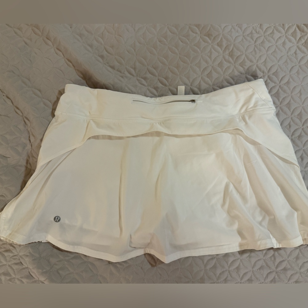 Lululemon Play off the pleats white skirt size 14